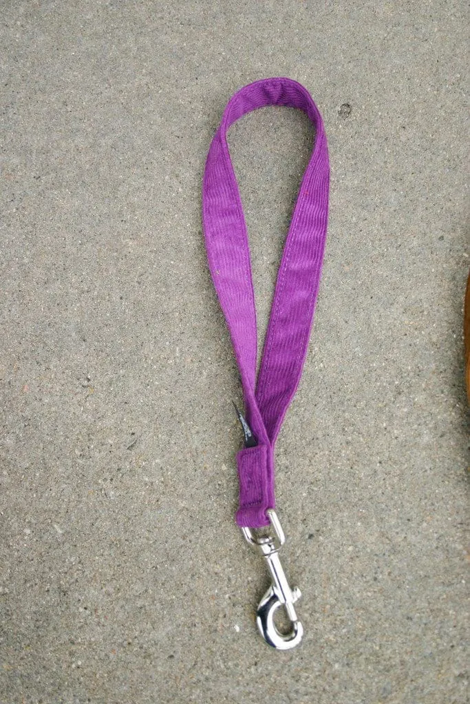 Hemp Dog Short Leash Plum Corduroy 14" City Leash